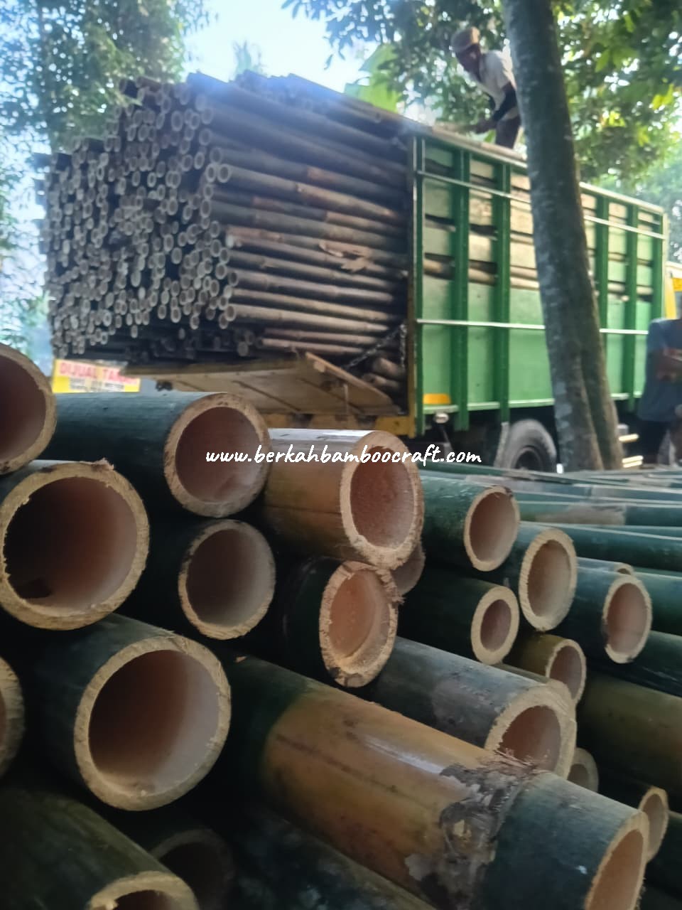 Berkah Bamboo Craft: Menjaga Kelestarian Alam Bersama Petani Jawa