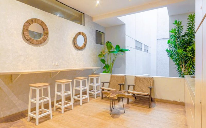 2025Jun0808photo_6210546599080346574_y