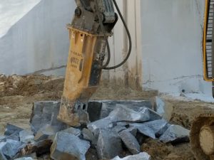 VOLVO EC200D