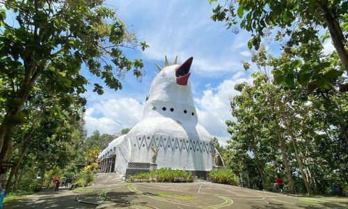 Bangunan_Gereja_Ayam_215a29e007